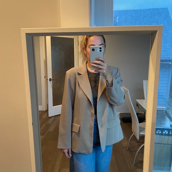 Vintage Taupe Blazer -fits like a medium - Picture 7 of 7